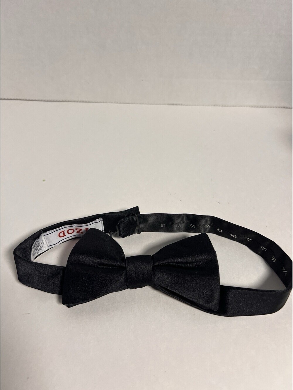 IZOD Men's Black Satin Bow Tie | Classic Formal wear Accessory
